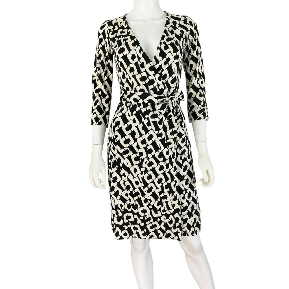 Diane Von Furstenberg DVF Silk Wrap Dress Size 4 New Julian Two Chain Link Black